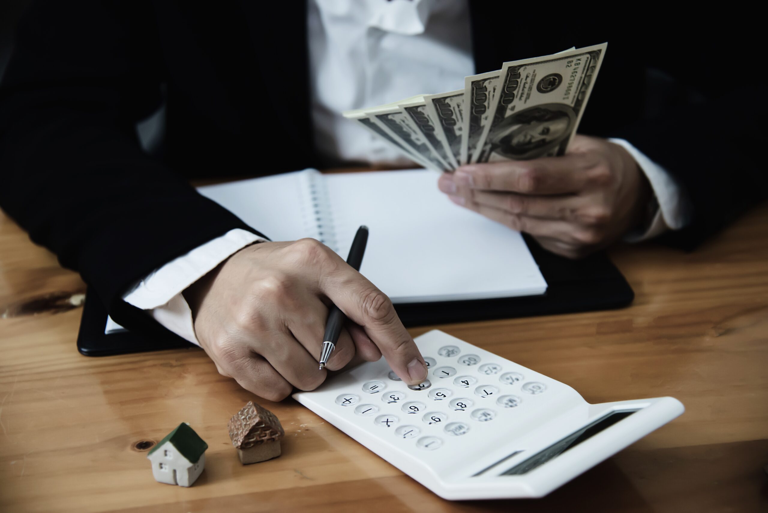What is a loan amortization schedule?